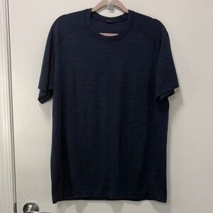 LULULEMON METAL VENT TECH SURGE SHORT SLEEVE SIZE XL IN NÁUTICA NAVY/BLUEPRINT